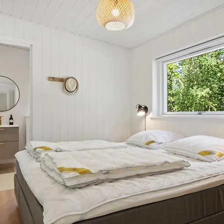 Tinja - 900m From The Sea By Interhome *